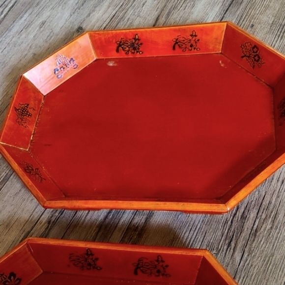 Set of Wooden Trays - Picture 7 of 7